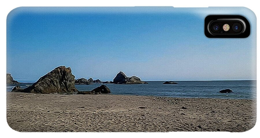 Walk on  the beach 1 - Phone Case