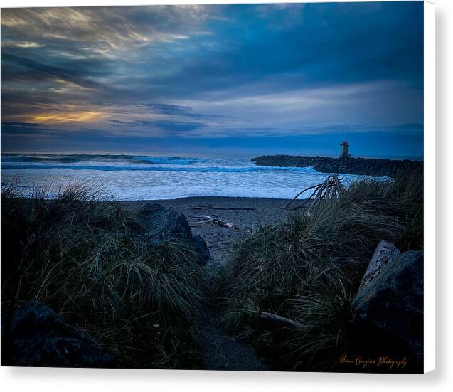 Walk to the beach - Canvas Print