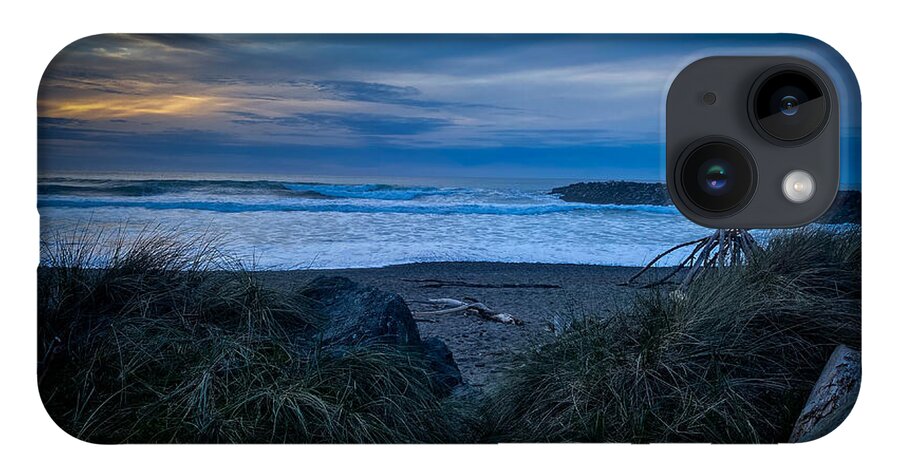 Walk to the beach - Phone Case