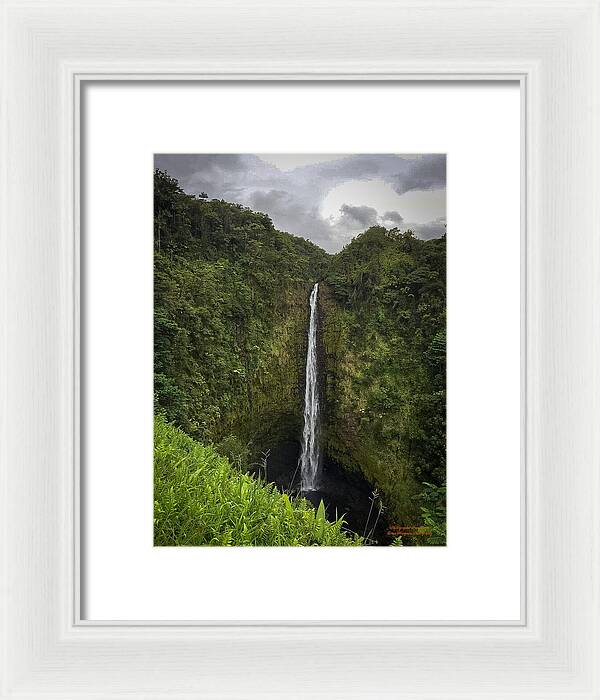 Water fall in Hilo, Hawaii - Framed Print