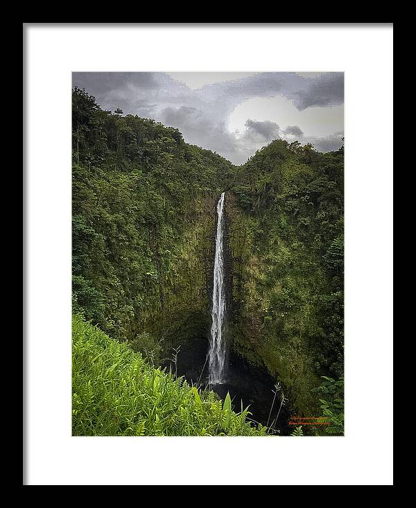 Water fall in Hilo, Hawaii - Framed Print