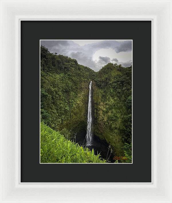 Water fall in Hilo, Hawaii - Framed Print