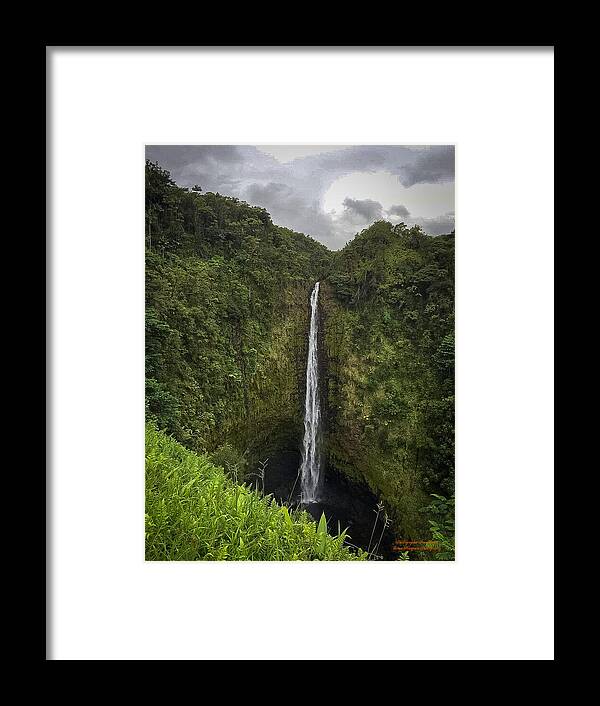 Water fall in Hilo, Hawaii - Framed Print