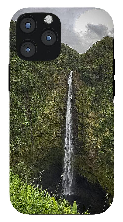 Water fall in Hilo, Hawaii - Phone Case