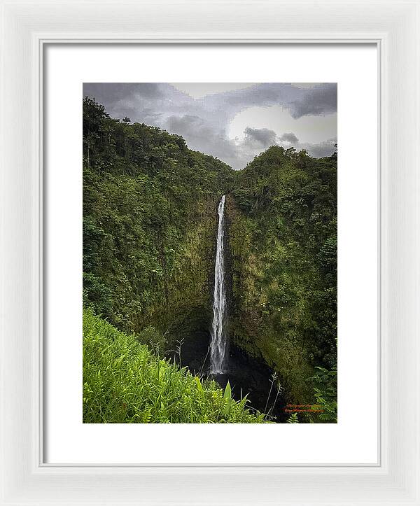 Water fall in Hilo, Hawaii - Framed Print