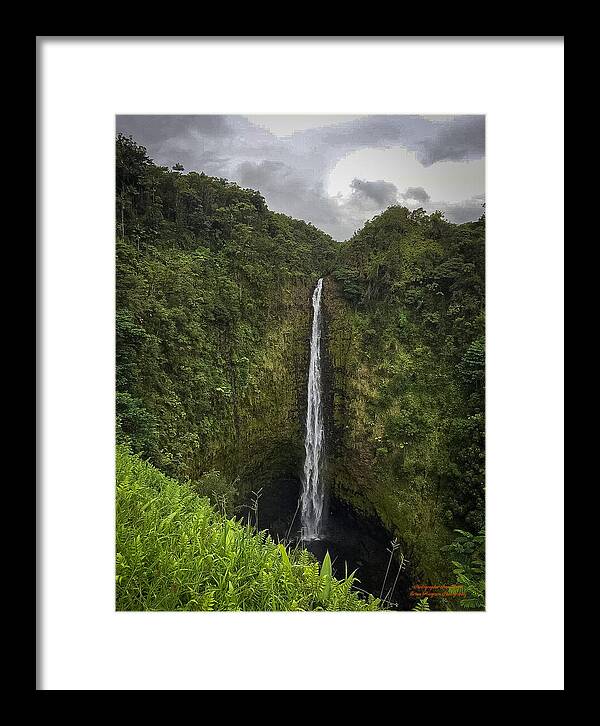 Water fall in Hilo, Hawaii - Framed Print